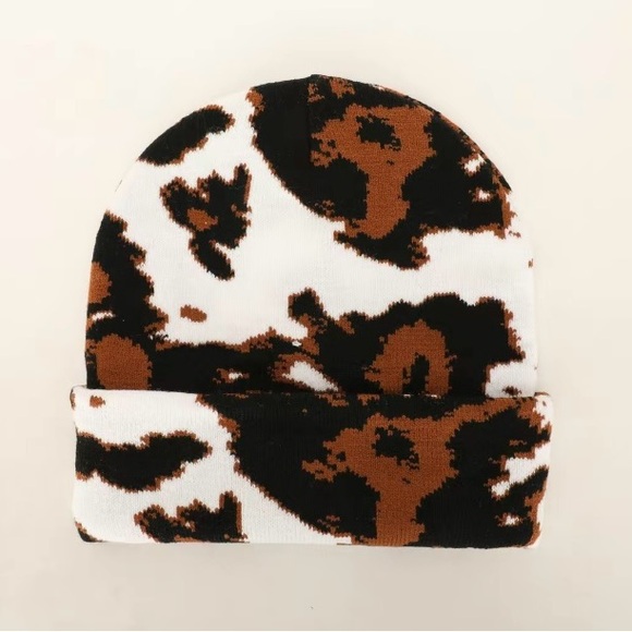 Cow print Highland Beanie - Picture 2 of 2